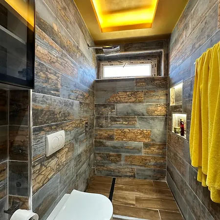 Bella Casa Apartment